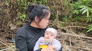 FULL VIDEO: 14yearold single mother build a bamboo house alone in the forest  Homeless mother