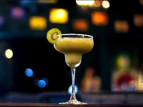 how-to-make-fresh-kiwi-margarita-cocktail-at-home-i-easy-diy-cocktails-recipes-i-mr.-bartender