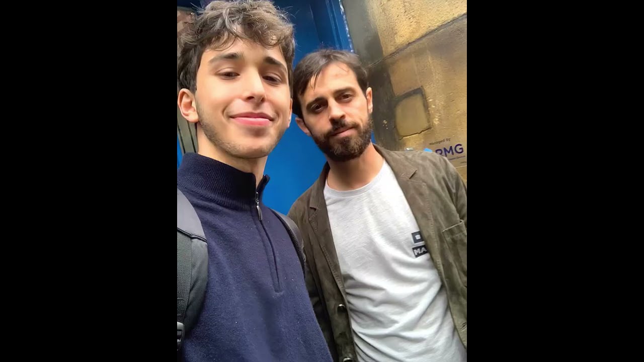 Fans Meeting Players At Random Places 