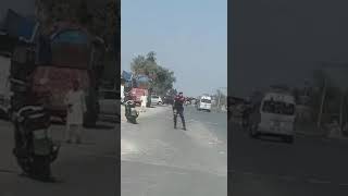 Firing on Wagon R II Dolphin Police II Criminals  IIFaisalabad