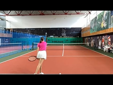 Видео: Как тренировать подачу в большом теннисе, если её нет. Исправление базовых ошибок