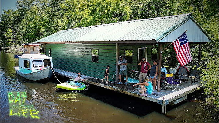 Houseboat Adventures - Crawfish Boil at "DAT Camp"