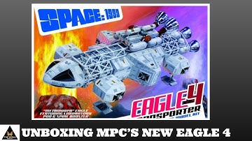 Unboxing and Review Space 1999 Eagle 4 with Lab Pod & Booster MPC979