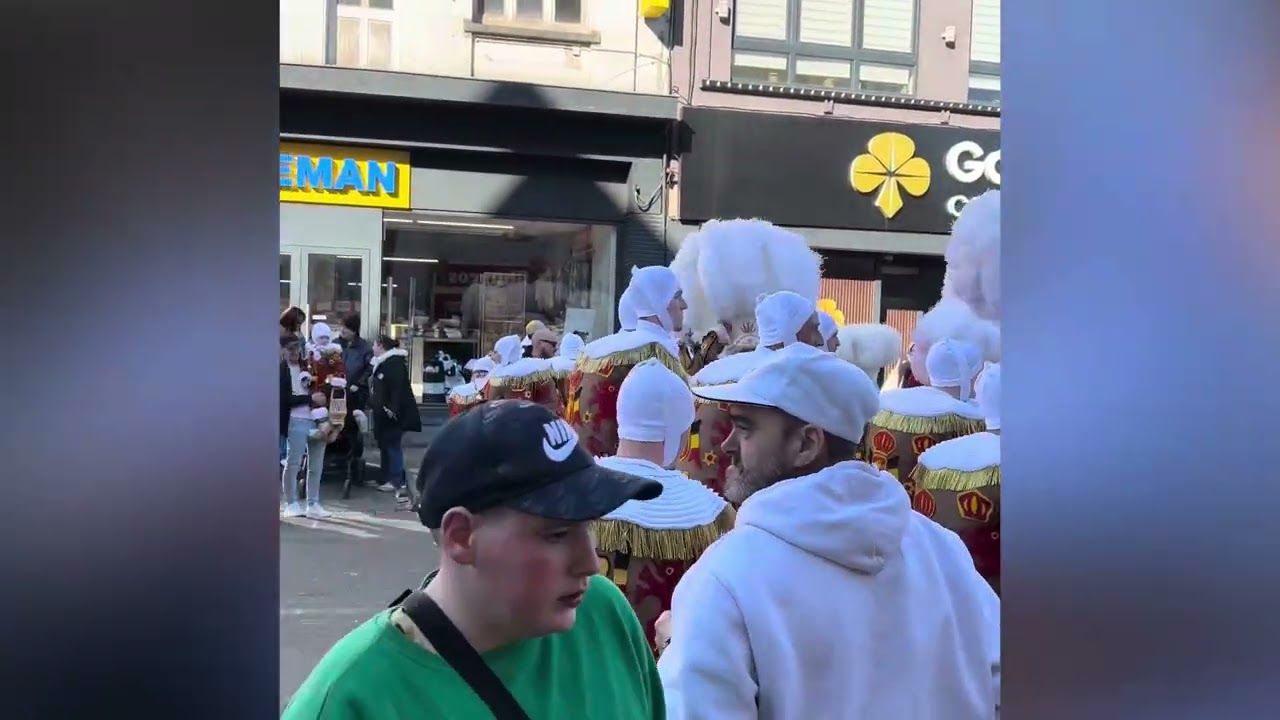 Carnaval houdeng goegnies 2025 les récalcitrants￼ et leurs Ladies