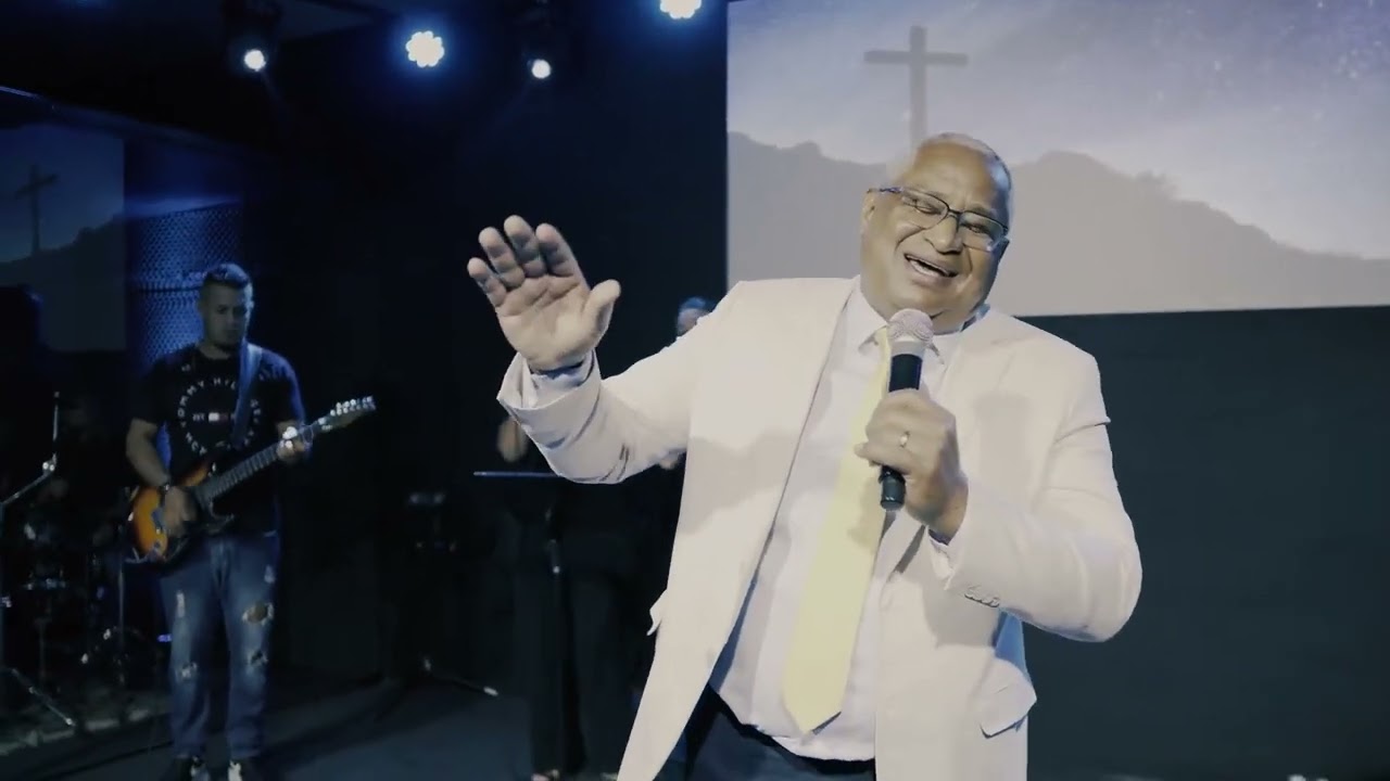 Caminhando eu vou para canaã, caminhando eu vou para canaã, caminhando eu vou para canaã