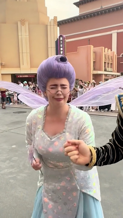 Universal Studios Prince Charming and Fairy Godmother#disney #foryou #disneyparktour #universal