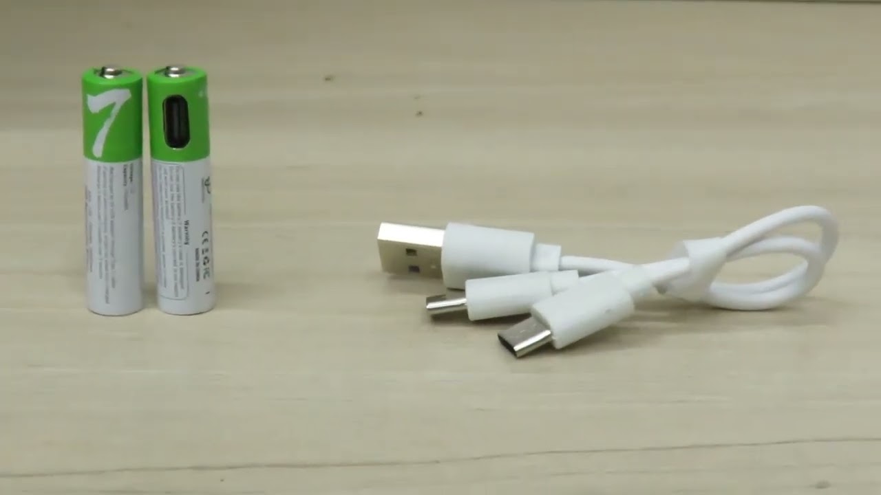 Pilhas AAA Recarregáveis 1.5V Li-ion USB 550mWh + Cabo USB