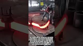 철강 제조 공장에서 고온 열간 압연 장비로 강철판을 구부리는 방법 #worker #process #manufacturing #engineering #steelplate