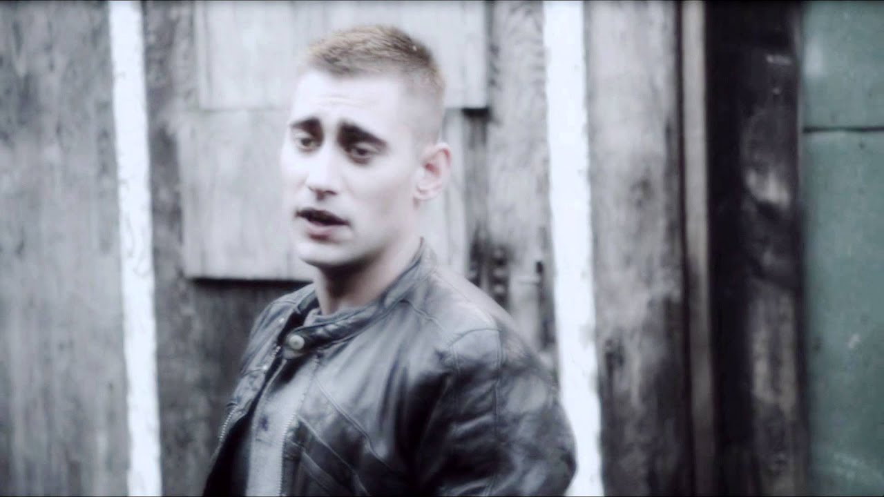 alice/knave // Between the Raindrops