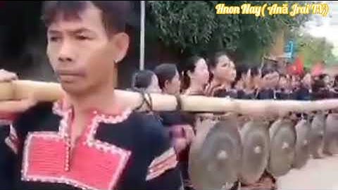 Cồng chiêng Giao lưu buôn làng Ama Knik Thị xã AyunPa.