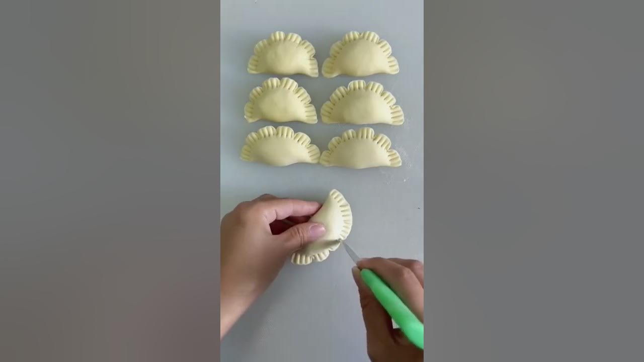 Cara mudah membentuk pinggiran kulit pastel Cara mudah membentuk pinggiran kulit pastel
