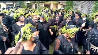 ⁣OBSÈQUES DU ROI AKWA