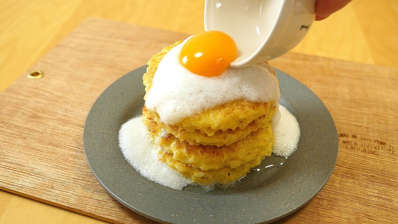 Trick Recipes : TKGY Tamago Kake Gohan Yaki pancake style 卵かけご飯焼き パンケーキスタイル | MosoGourmet 妄想グルメ