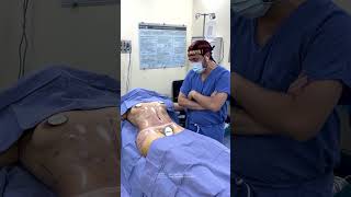 Terminando cirugía de Abdominoplastia