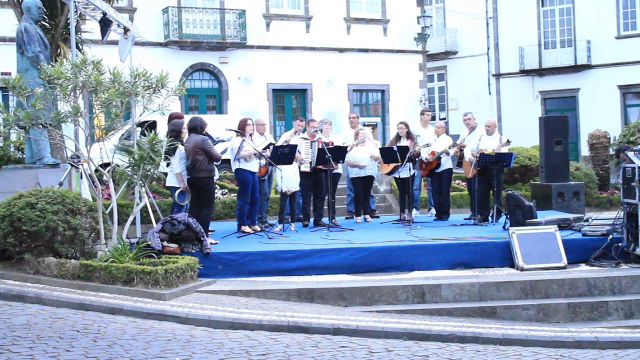 Animação do Grupo de Cantares Vozes do Norte da Salga do Nordeste.