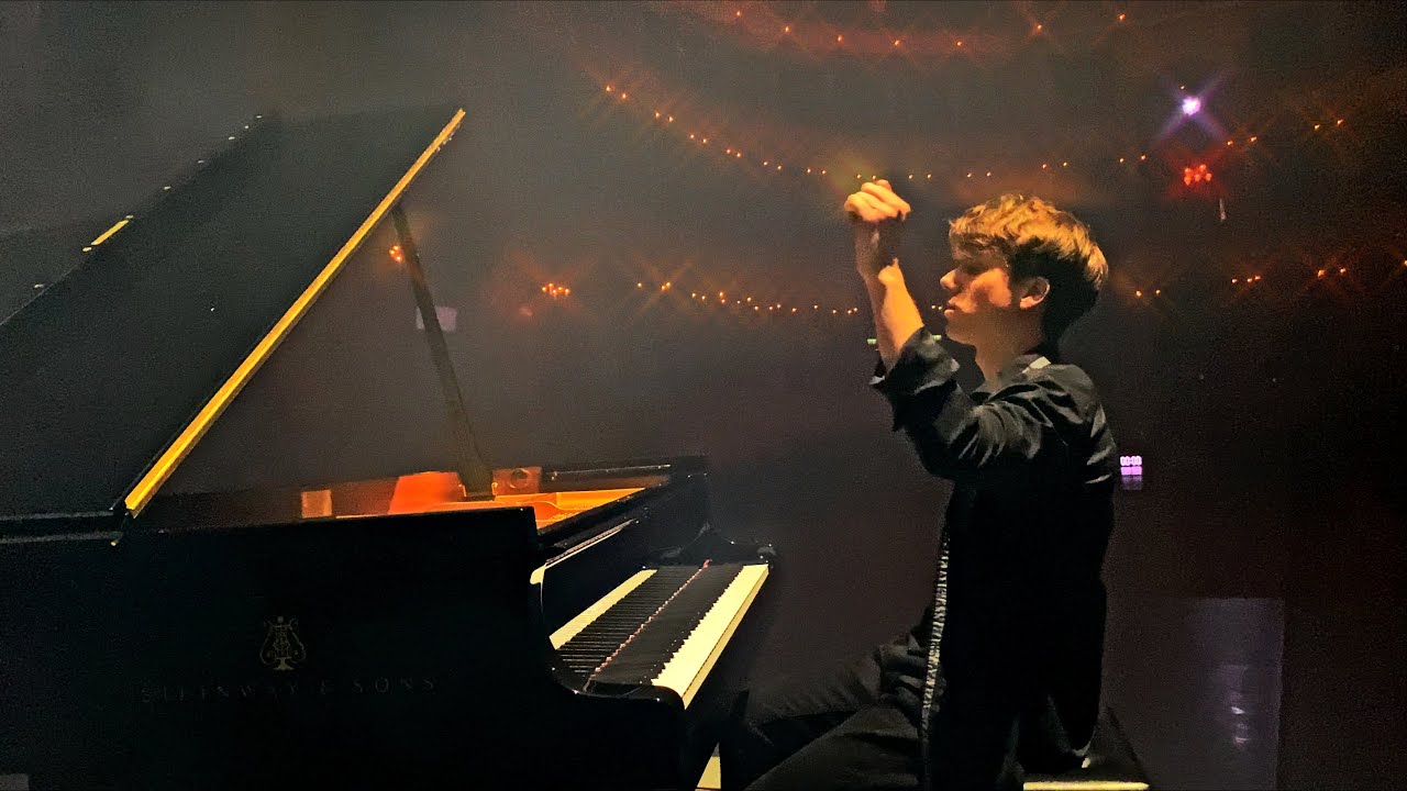 Ver Imagine Dragons - Demons (Live at the Opera) en YouTube