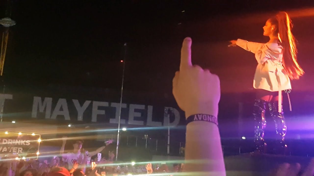 Ariana Grande - One Last Time (Acoustic) at Manchester Pride 2019 🏳️‍🌈 August 25th