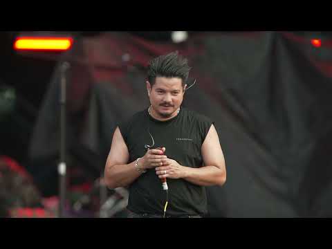 นอส - "กอด"  (THAI ROCK FEST 2026)