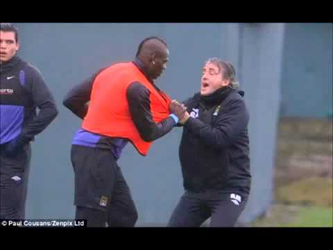 VIDEO! Mario Balotelli and Roberto Mancini FIGHT at Training Ground (03.01.2013)