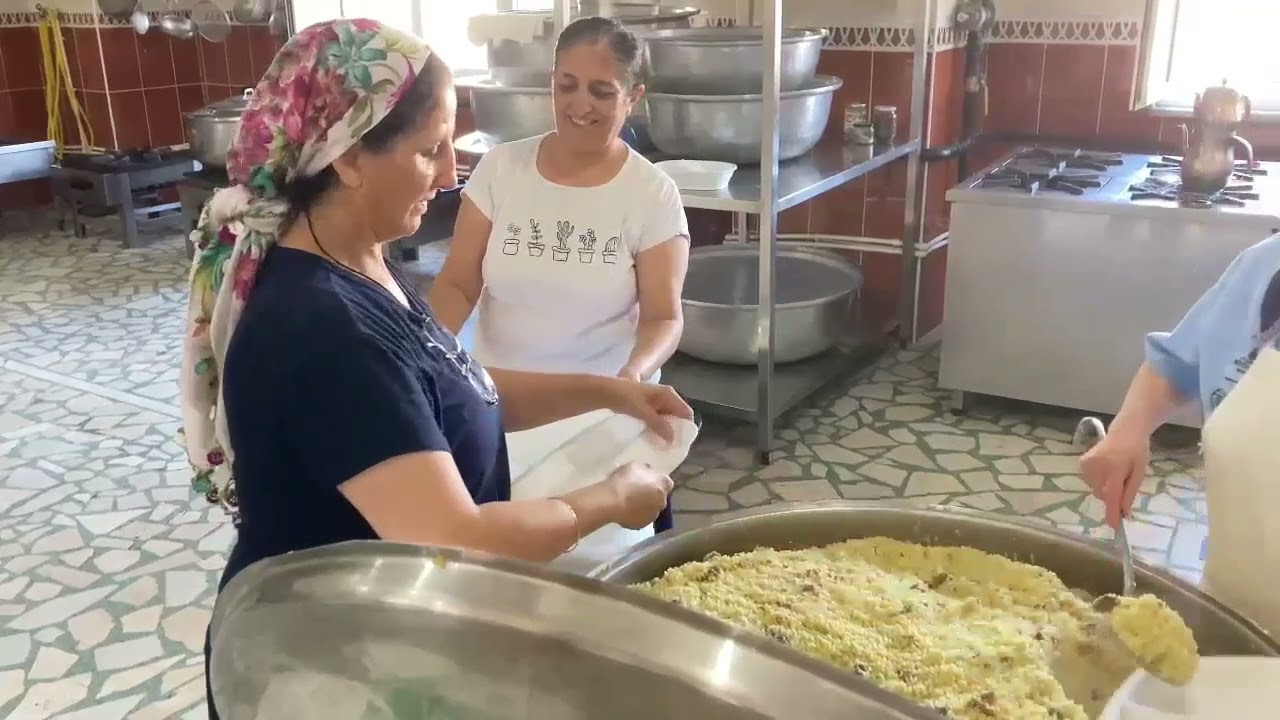 TOKAT REŞADİYE SAZAK KÖYÜ YERLİCE MAHALLESİ KAMERAMAN ALİ ŞENİN 52 YEMEĞİDİR. 20.09.2025