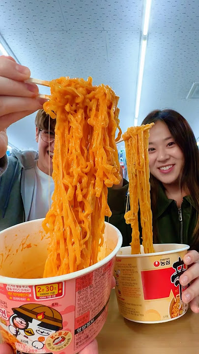 Day 67 of ONLY Eating Food From a Korean Convenience Store! @jinymaeng