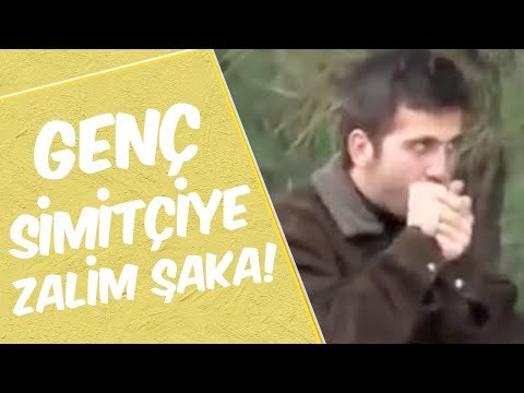 Şakacı Mustafa Karadeniz - Genç Simitçiye Zalim Şaka!