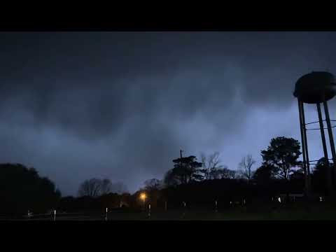 Nighttime tornado intercept in Mississippi (Full Chase 2-12-25)