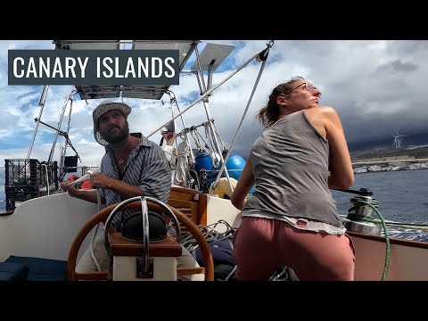 Life between islands: 40 nautical miles of full sails and smooth seas