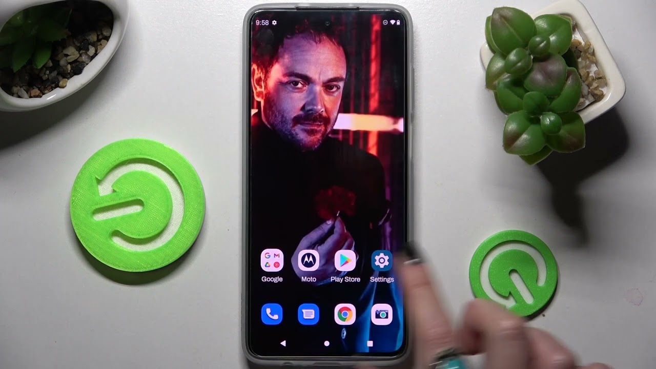 MOTOROLA MOTO G82 - How To Change Font Style