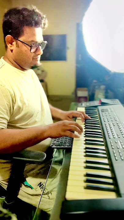Tumse Milna Baatein Karna piano cover- tere Naam 2003 | Salman Khan #shorts #tumsemilnabaateinkarna