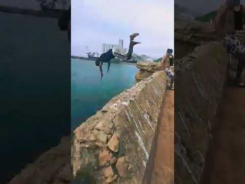 تشبيكات في شاطئ الغزوات ليبلونجور