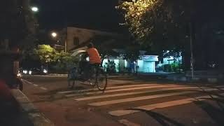 Situasi jalan Alun-alun TulungAgung dari arah timur di malam hari