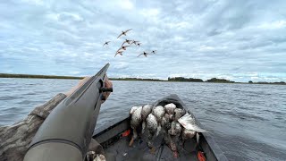 Duck Hunting a HIDDEN LAKE from a Kayak (Mixed Bag Limit!)