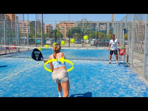 Vibora technique: impact point and footwork