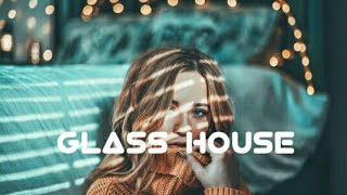 Machine Gun Kelly Glass House lyrical🎼Glass House lyrics by MGK