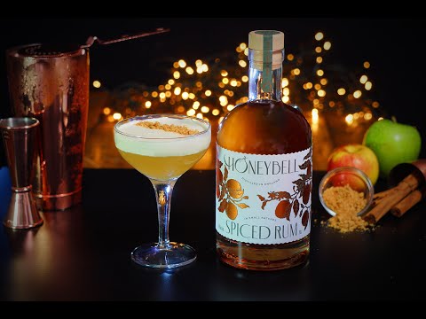 Honeybell Rum - The Apple Pie Cocktail🍯🍏🥧