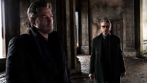 Jeremy Irons Talks Alfred and Bruce Wayne in Batman v Superman