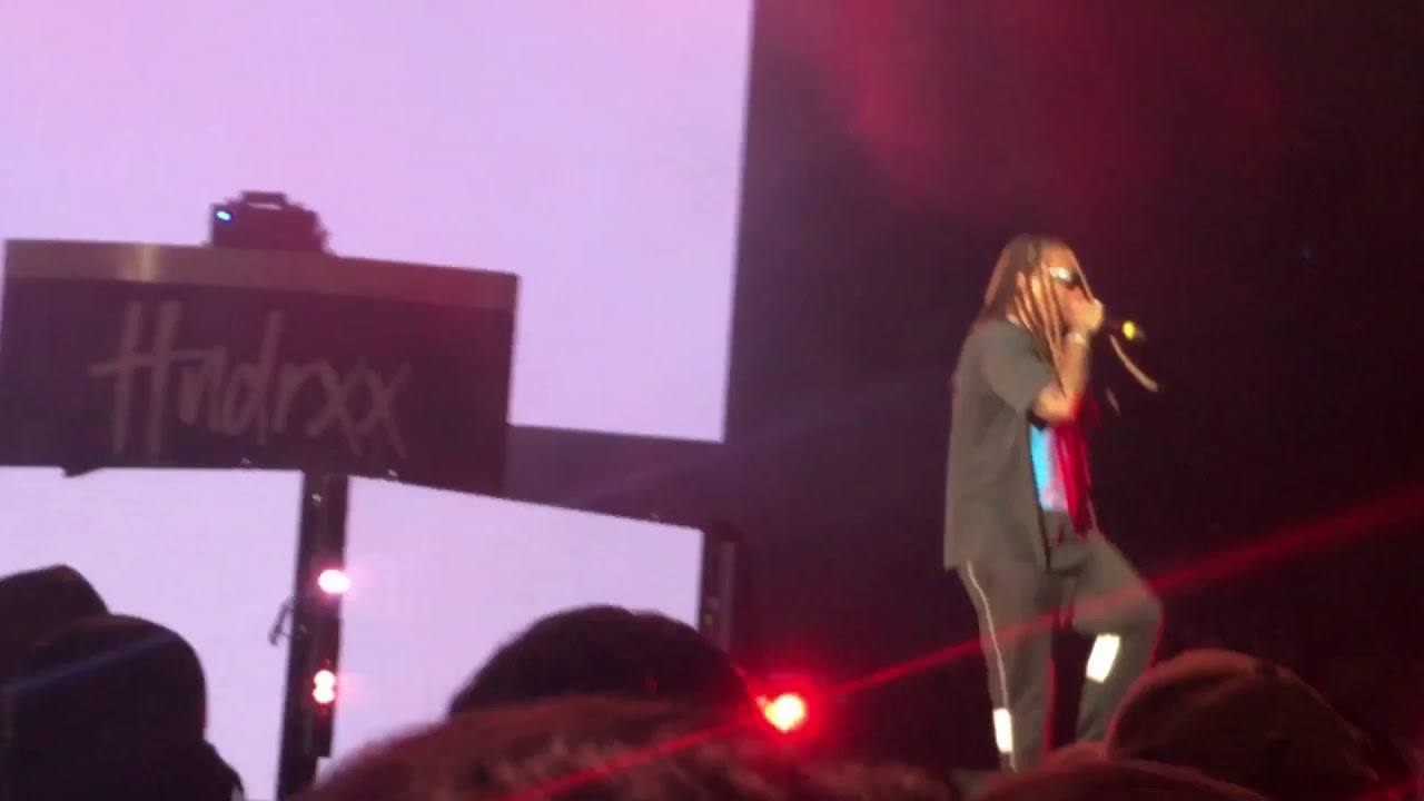 Future & Ty Dolla Sign - Blase (Live at Perfect Vodka Amphitheater in West Palm Beach on 8/13/2017)