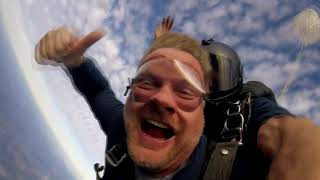 Swooopware: Skydive - Chuck