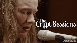 Video-Miniaturansicht von „Eaves - Creature Carousel // The Crypt Sessions“