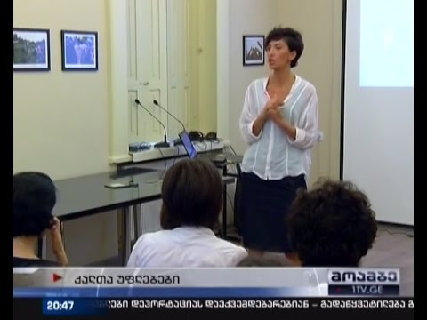 ვიკა ბუკიას ფილმი \"დედობა ბავშვობაში\