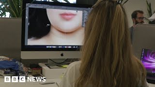 Can AI fashion models help shoppers cut clothes waste - BBC News