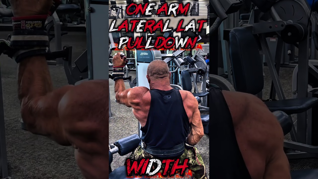 ONE ARM LATERAL LAT PULL DOWN FOR WIDTH #back #pulldown #workout #motivation #workouttips