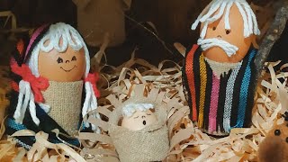 Pesebre navideño hecho de Cascarón   de Huevos