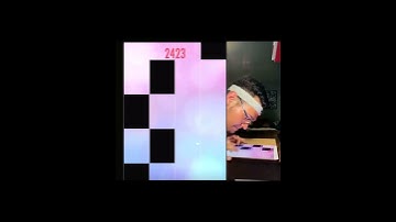 Fastest Piano tiles 2 player!! 🤯🔥 #shorts