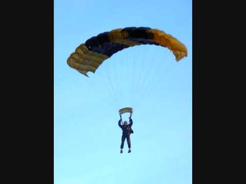 Gebroeders Ko - Tuut tuut tuut we springen parachute