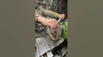 “Mastering the Big Wheel Balance in Lathe Chuck: Tips & Tricks Every Machinist Needs!”