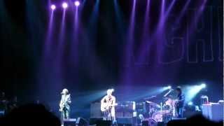 Noe Gallagher - Talk Tonight (Live@Taipei 20120927)