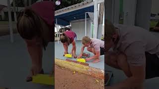 Wände streichen mit einem Spülschwamm?!