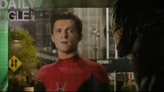 Escena Venom ve a Spiderman en la televisión | HD español latino